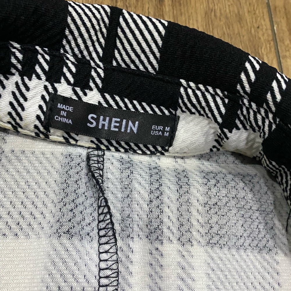 SHEIN shirt - Picture 4 of 4